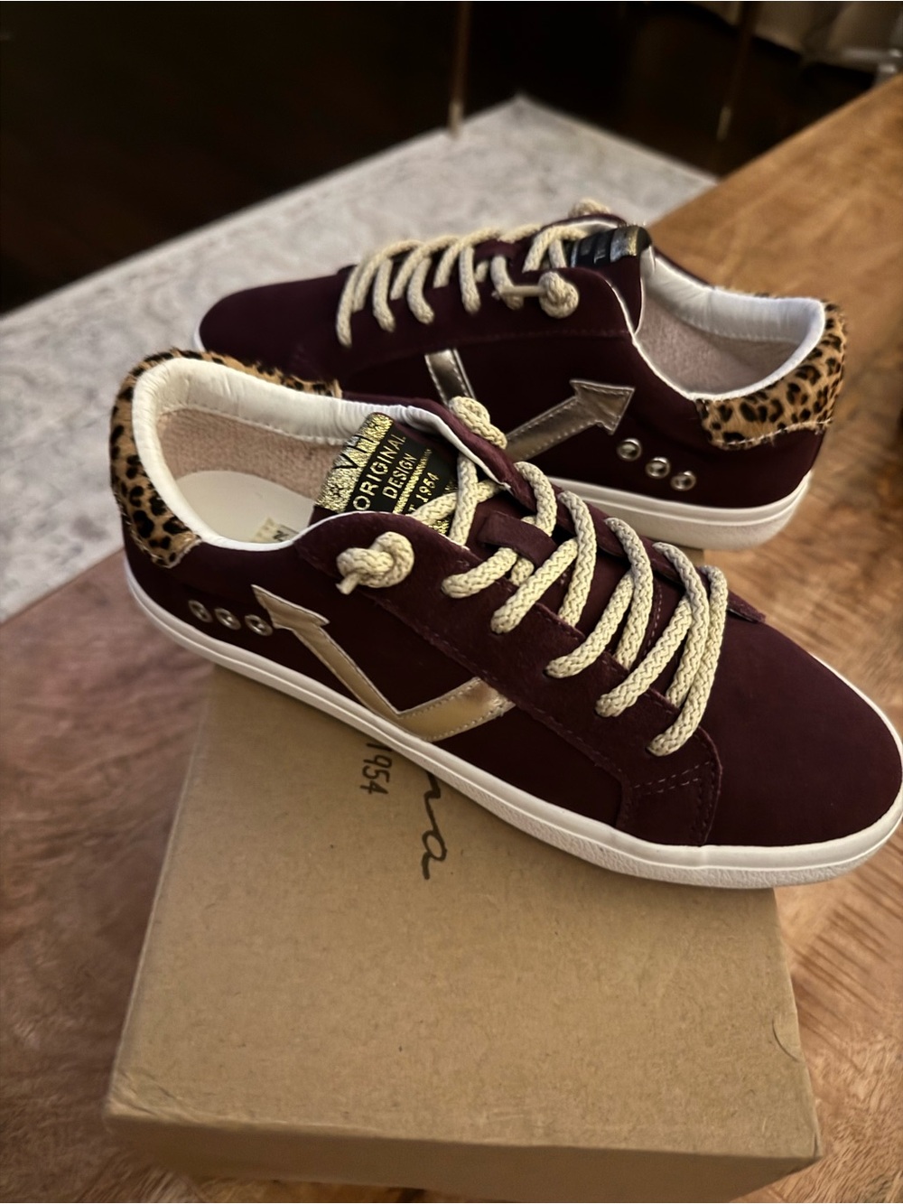 Vintage Havana Burgundy Sneakers with Gold V and Leopard Collar - 6 M